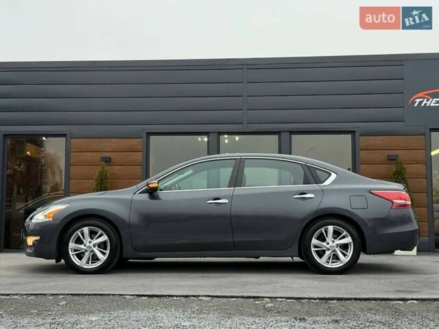 Серый Ниссан Альтима, объемом двигателя 2.49 л и пробегом 211 тыс. км за 9700 $, фото 6 на Automoto.ua