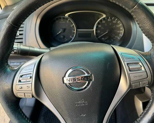 Серый Ниссан Альтима, объемом двигателя 2.5 л и пробегом 235 тыс. км за 7999 $, фото 53 на Automoto.ua