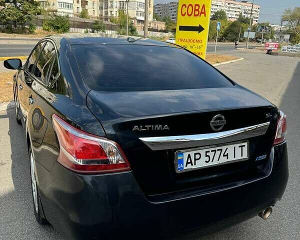 Серый Ниссан Альтима, объемом двигателя 2.5 л и пробегом 235 тыс. км за 7999 $, фото 12 на Automoto.ua