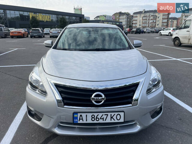 Ниссан Альтима 2013 в Киеве на Automoto.ua Серый Ниссан Альтима, объемом двигателя 2.5 л и пробегом 261 тыс. км за 7250 $, фото 1 на Automoto.ua