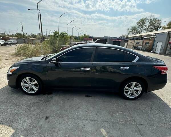 Серый Ниссан Альтима, объемом двигателя 2.5 л и пробегом 235 тыс. км за 7999 $, фото 11 на Automoto.ua