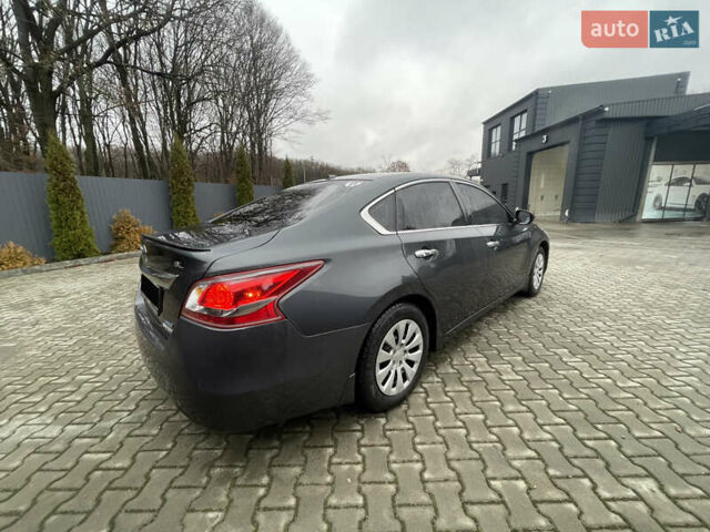 Серый Ниссан Альтима, объемом двигателя 2.5 л и пробегом 273 тыс. км за 9300 $, фото 3 на Automoto.ua