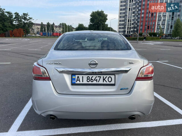 Серый Ниссан Альтима, объемом двигателя 2.49 л и пробегом 261 тыс. км за 7150 $, фото 4 на Automoto.ua