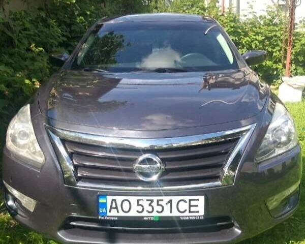 Серый Ниссан Альтима, объемом двигателя 2.49 л и пробегом 162 тыс. км за 8500 $, фото 2 на Automoto.ua
