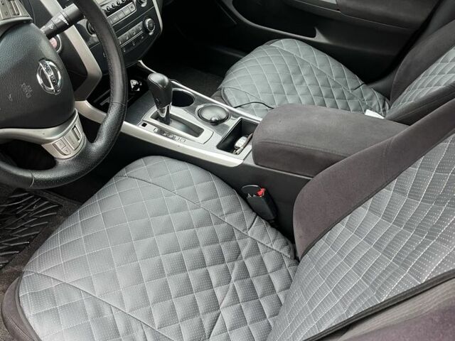 Сірий Ніссан Альтіма, об'ємом двигуна 2.5 л та пробігом 180 тис. км за 7250 $, фото 5 на Automoto.ua