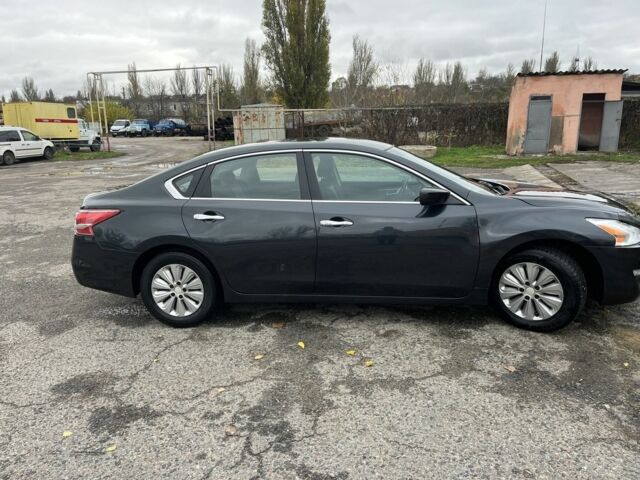 Сірий Ніссан Альтіма, об'ємом двигуна 2.5 л та пробігом 180 тис. км за 7250 $, фото 1 на Automoto.ua