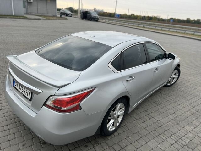 Сірий Ніссан Альтіма, об'ємом двигуна 2.5 л та пробігом 285 тис. км за 8900 $, фото 2 на Automoto.ua