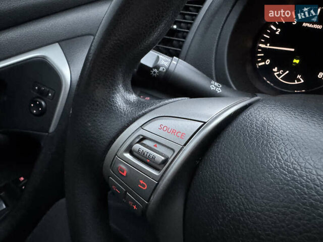 Сірий Ніссан Альтіма, об'ємом двигуна 2.49 л та пробігом 255 тис. км за 10490 $, фото 21 на Automoto.ua