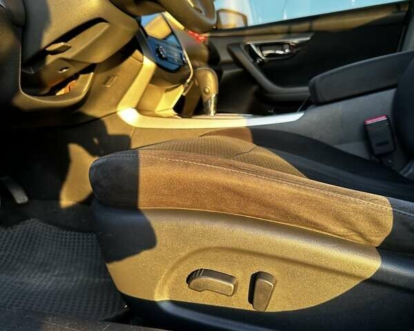 Сірий Ніссан Альтіма, об'ємом двигуна 2.49 л та пробігом 193 тис. км за 10000 $, фото 28 на Automoto.ua