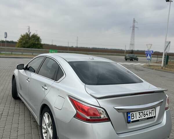 Сірий Ніссан Альтіма, об'ємом двигуна 2.5 л та пробігом 285 тис. км за 8900 $, фото 3 на Automoto.ua