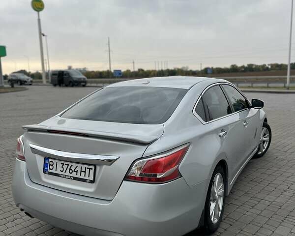 Сірий Ніссан Альтіма, об'ємом двигуна 2.5 л та пробігом 285 тис. км за 8900 $, фото 7 на Automoto.ua