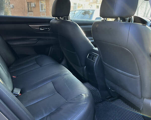 Серый Ниссан Альтима, объемом двигателя 2.5 л и пробегом 165 тыс. км за 9300 $, фото 17 на Automoto.ua