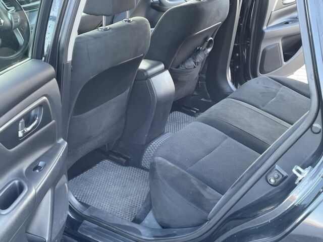 Серый Ниссан Альтима, объемом двигателя 2.5 л и пробегом 150 тыс. км за 9500 $, фото 5 на Automoto.ua