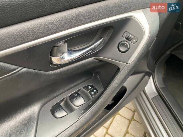 Серый Ниссан Альтима, объемом двигателя 2.49 л и пробегом 178 тыс. км за 7500 $, фото 11 на Automoto.ua