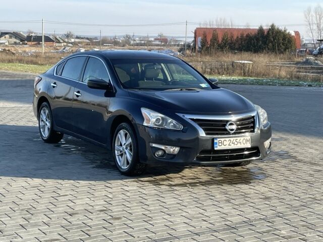 Серый Ниссан Альтима, объемом двигателя 2.5 л и пробегом 150 тыс. км за 9500 $, фото 13 на Automoto.ua