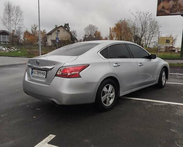 Серый Ниссан Альтима, объемом двигателя 2.49 л и пробегом 245 тыс. км за 8700 $, фото 3 на Automoto.ua