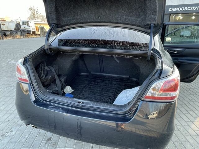 Серый Ниссан Альтима, объемом двигателя 2.5 л и пробегом 150 тыс. км за 9500 $, фото 15 на Automoto.ua