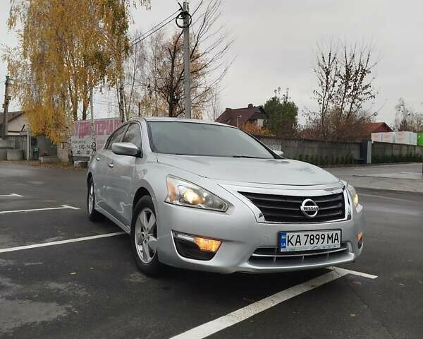 Серый Ниссан Альтима, объемом двигателя 2.49 л и пробегом 245 тыс. км за 8700 $, фото 8 на Automoto.ua