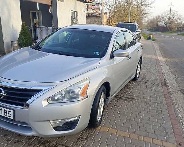 Серый Ниссан Альтима, объемом двигателя 2.49 л и пробегом 194 тыс. км за 8200 $, фото 2 на Automoto.ua