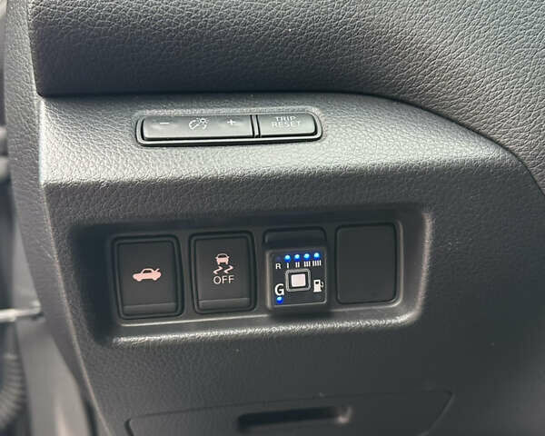 Серый Ниссан Альтима, объемом двигателя 2.49 л и пробегом 256 тыс. км за 9999 $, фото 26 на Automoto.ua