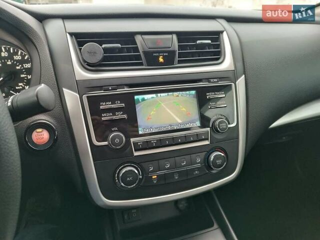 Сірий Ніссан Альтіма, об'ємом двигуна 2.49 л та пробігом 209 тис. км за 10000 $, фото 12 на Automoto.ua