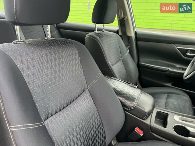 Сірий Ніссан Альтіма, об'ємом двигуна 2.49 л та пробігом 179 тис. км за 9900 $, фото 31 на Automoto.ua