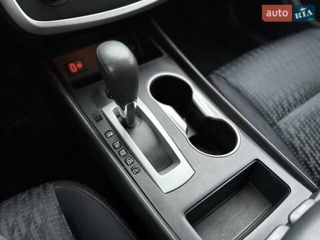 Сірий Ніссан Альтіма, об'ємом двигуна 2.49 л та пробігом 133 тис. км за 10950 $, фото 25 на Automoto.ua