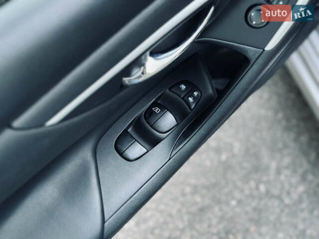 Серый Ниссан Альтима, объемом двигателя 2.49 л и пробегом 76 тыс. км за 10499 $, фото 28 на Automoto.ua