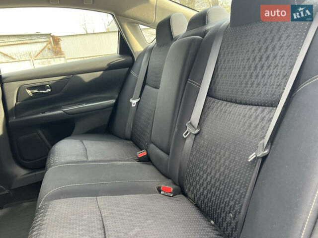 Сірий Ніссан Альтіма, об'ємом двигуна 2.49 л та пробігом 179 тис. км за 9900 $, фото 46 на Automoto.ua