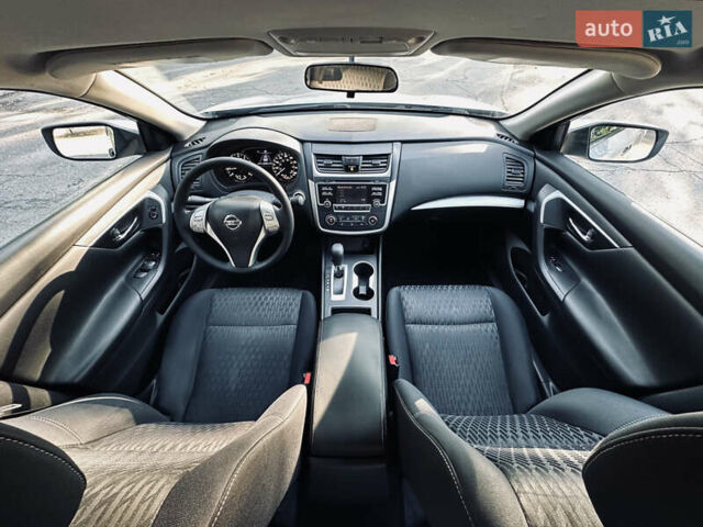 Серый Ниссан Альтима, объемом двигателя 2.49 л и пробегом 76 тыс. км за 10499 $, фото 39 на Automoto.ua