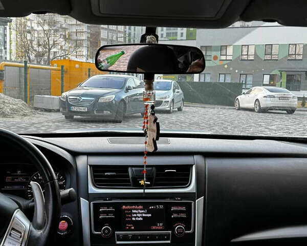 Серый Ниссан Альтима, объемом двигателя 2.49 л и пробегом 181 тыс. км за 10200 $, фото 17 на Automoto.ua