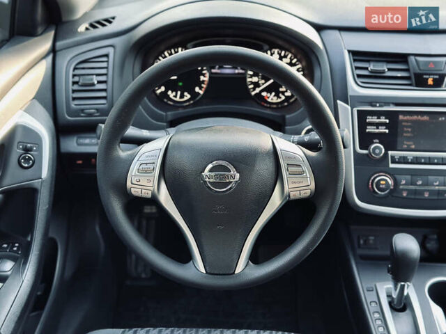 Серый Ниссан Альтима, объемом двигателя 2.49 л и пробегом 76 тыс. км за 10499 $, фото 38 на Automoto.ua