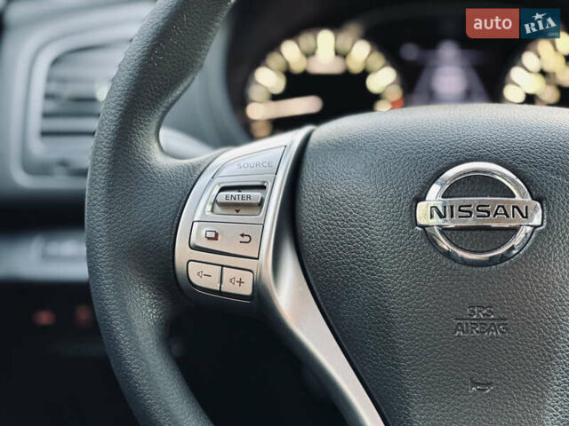 Серый Ниссан Альтима, объемом двигателя 2.49 л и пробегом 76 тыс. км за 10499 $, фото 47 на Automoto.ua