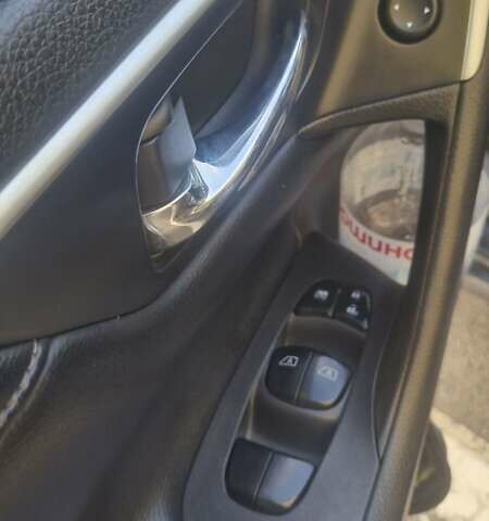 Серый Ниссан Альтима, объемом двигателя 2.49 л и пробегом 224 тыс. км за 10700 $, фото 12 на Automoto.ua