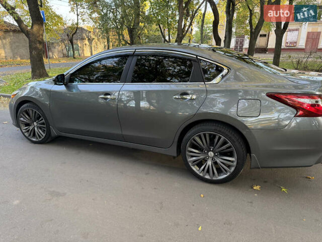 Серый Ниссан Альтима, объемом двигателя 2.49 л и пробегом 105 тыс. км за 12800 $, фото 3 на Automoto.ua