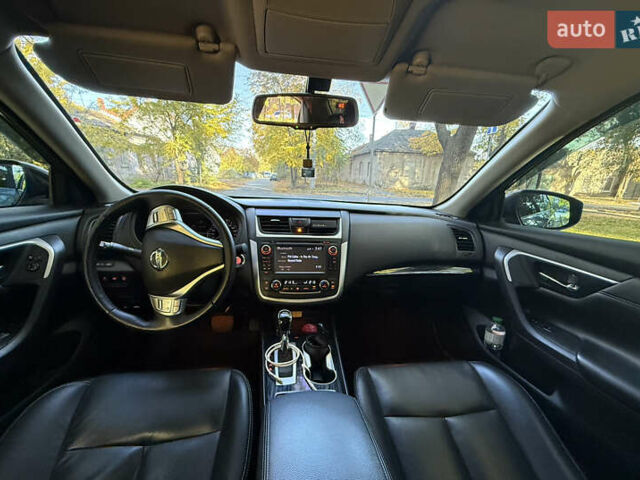 Серый Ниссан Альтима, объемом двигателя 2.49 л и пробегом 105 тыс. км за 12800 $, фото 10 на Automoto.ua