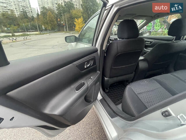 Сірий Ніссан Альтіма, об'ємом двигуна 2.49 л та пробігом 75 тис. км за 11500 $, фото 32 на Automoto.ua