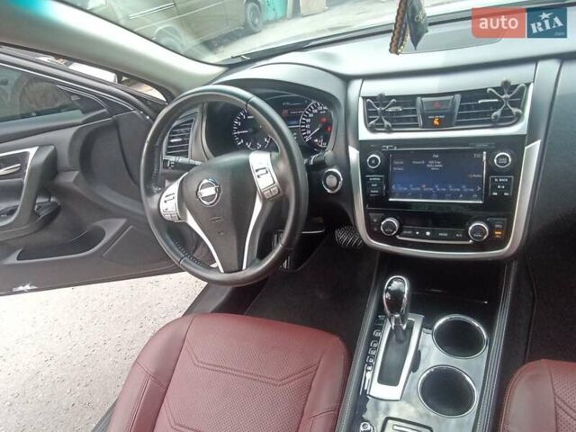 Серый Ниссан Альтима, объемом двигателя 2.49 л и пробегом 140 тыс. км за 12900 $, фото 7 на Automoto.ua