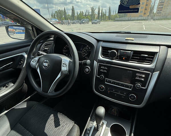 Сірий Ніссан Альтіма, об'ємом двигуна 2.49 л та пробігом 65 тис. км за 13500 $, фото 14 на Automoto.ua