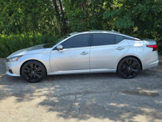 Серый Ниссан Альтима, объемом двигателя 2.5 л и пробегом 48 тыс. км за 7000 $, фото 3 на Automoto.ua