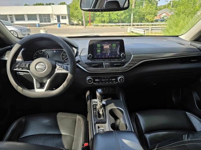 Серый Ниссан Альтима, объемом двигателя 2.5 л и пробегом 43 тыс. км за 3800 $, фото 9 на Automoto.ua