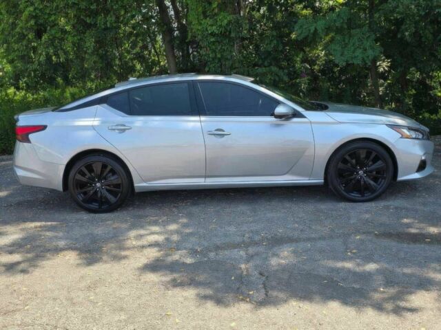 Серый Ниссан Альтима, объемом двигателя 2.5 л и пробегом 48 тыс. км за 7000 $, фото 7 на Automoto.ua