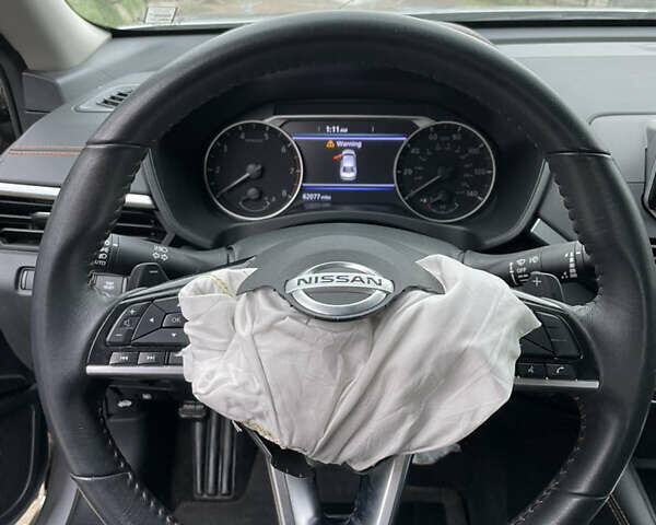 Сірий Ніссан Альтіма, об'ємом двигуна 2.49 л та пробігом 99 тис. км за 11500 $, фото 15 на Automoto.ua