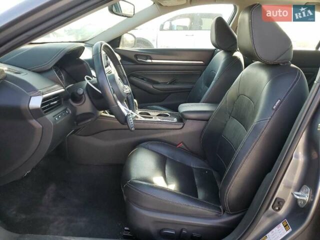 Серый Ниссан Альтима, объемом двигателя 2.49 л и пробегом 136 тыс. км за 2800 $, фото 6 на Automoto.ua