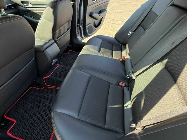 Серый Ниссан Альтима, объемом двигателя 2.5 л и пробегом 28 тыс. км за 16900 $, фото 13 на Automoto.ua
