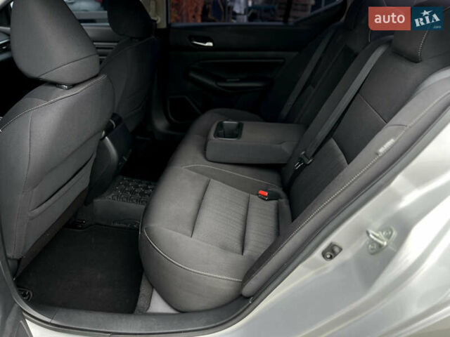 Сірий Ніссан Альтіма, об'ємом двигуна 2.5 л та пробігом 82 тис. км за 14500 $, фото 7 на Automoto.ua