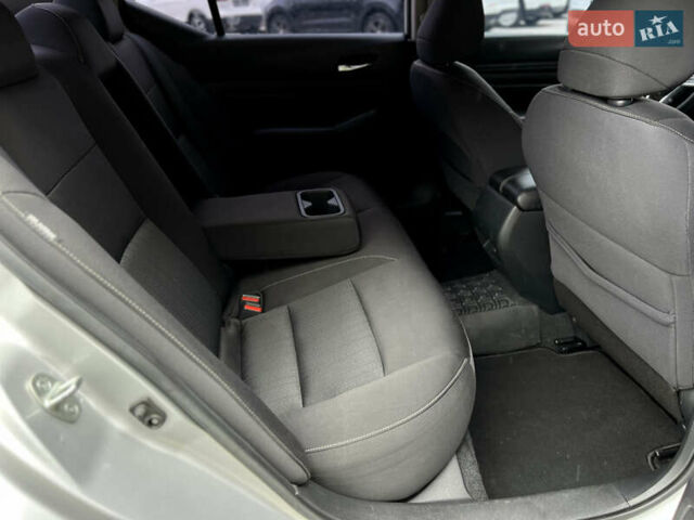 Сірий Ніссан Альтіма, об'ємом двигуна 2.5 л та пробігом 82 тис. км за 14500 $, фото 25 на Automoto.ua