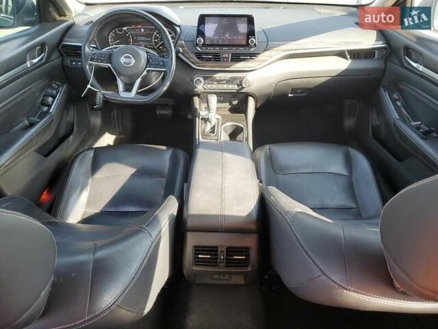 Серый Ниссан Альтима, объемом двигателя 2.49 л и пробегом 136 тыс. км за 2800 $, фото 7 на Automoto.ua