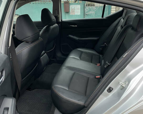 Сірий Ніссан Альтіма, об'ємом двигуна 2.49 л та пробігом 99 тис. км за 11500 $, фото 12 на Automoto.ua