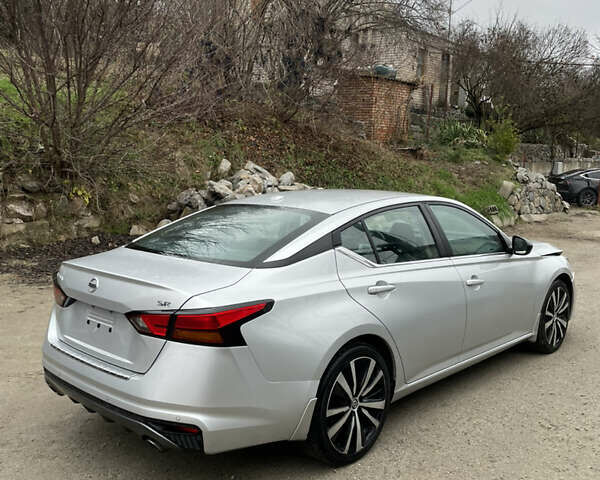 Сірий Ніссан Альтіма, об'ємом двигуна 2.49 л та пробігом 99 тис. км за 11500 $, фото 23 на Automoto.ua